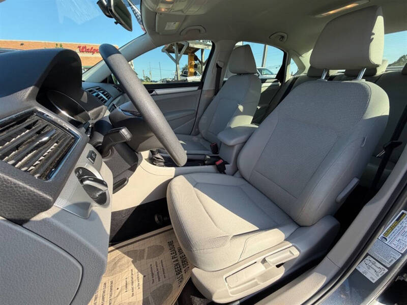 2017 Volkswagen Passat 1.8T S