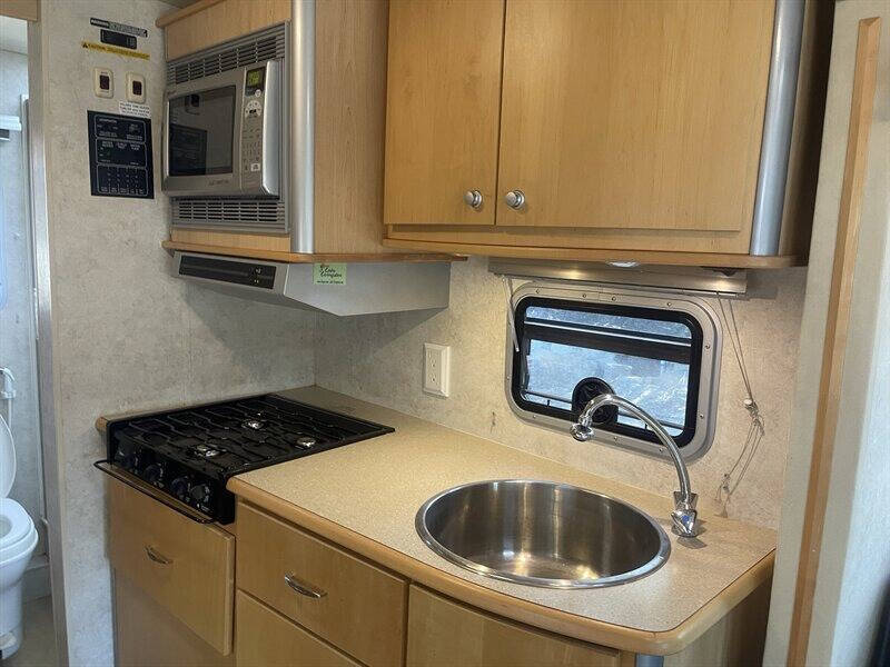 2006 Winnebago View 23H