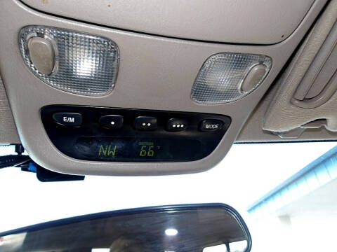 2001 Toyota Sequoia SR5