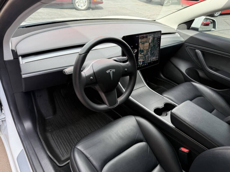 2019 Tesla Model 3 Long Range