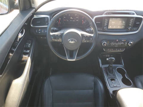 2017 Kia Sorento EX V6