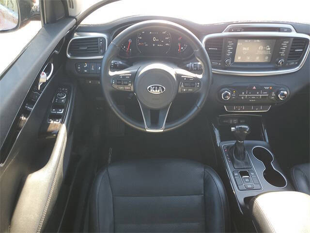 2017 Kia Sorento EX V6