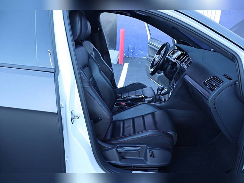 2021 Volkswagen Golf GTI Autobahn