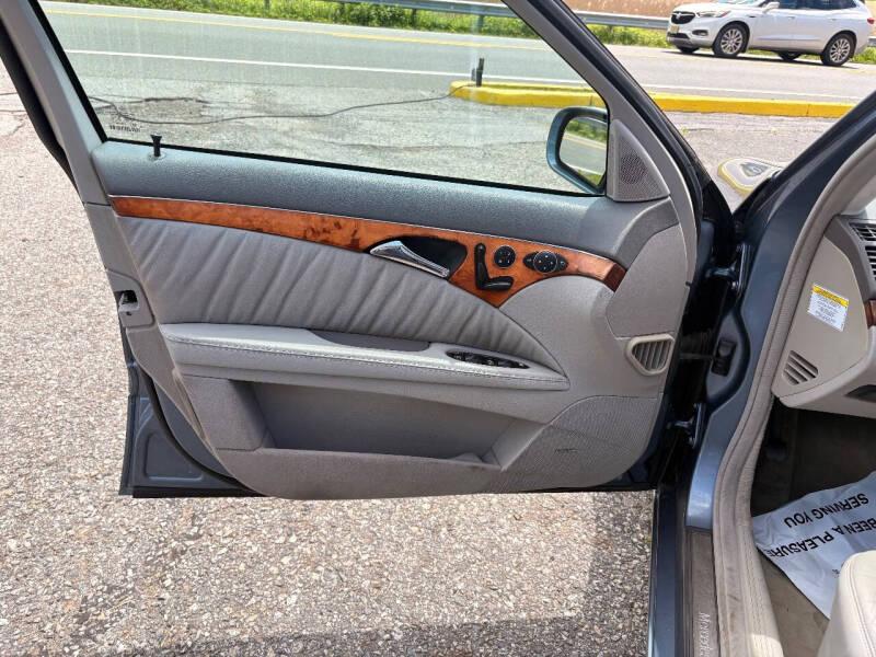 2005 Mercedes-Benz E-Class E 500 4MATIC