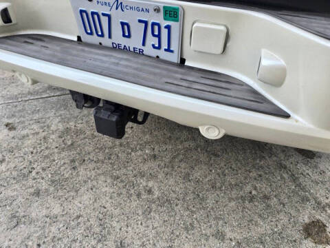 2004 Cadillac Escalade