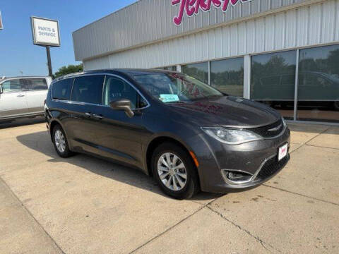 2018 Chrysler Pacifica Touring Plus
