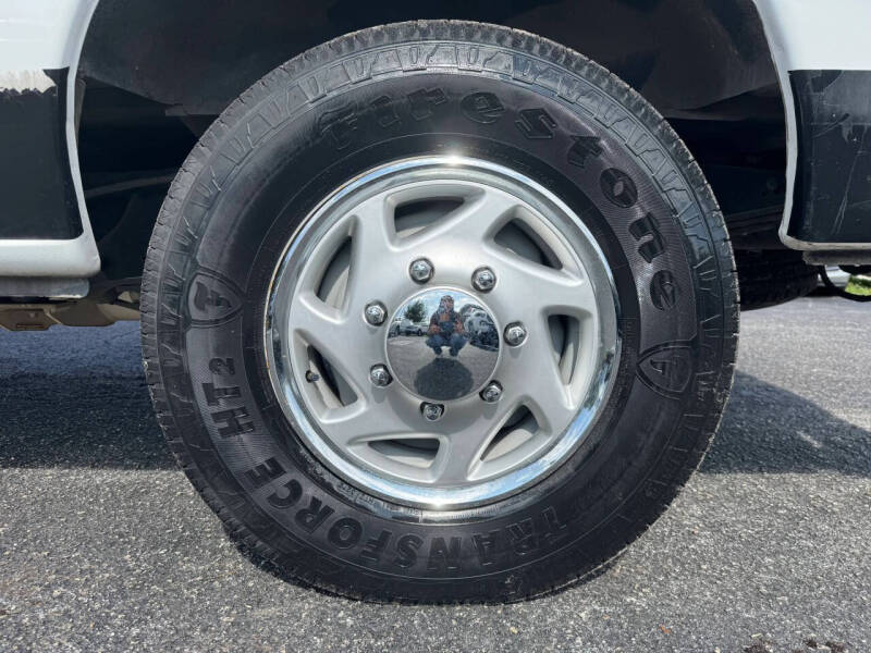 2013 Ford E-Series E-250