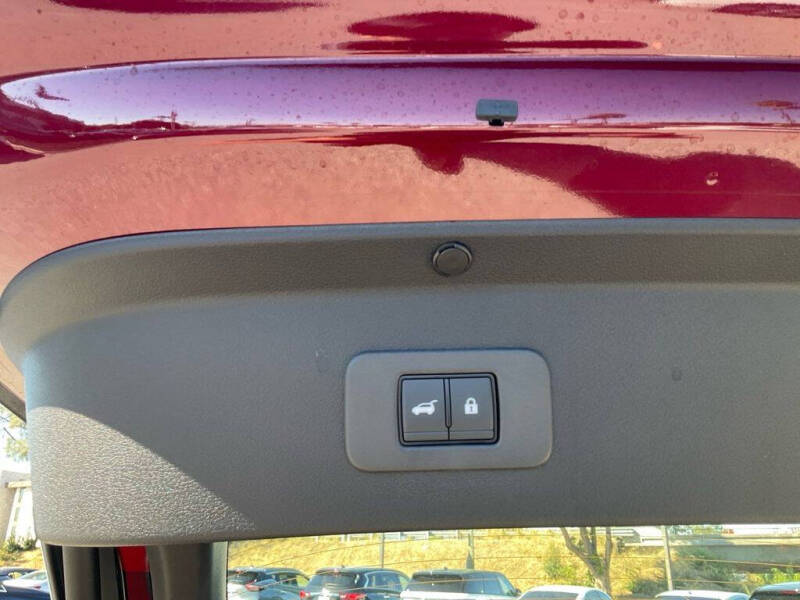 2026 Nissan LEAF Platinum+