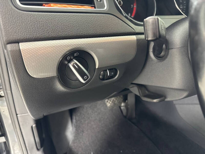 2016 Volkswagen Jetta