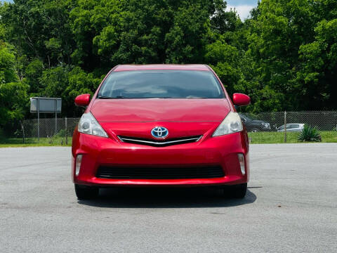 2012 Toyota Prius v Three