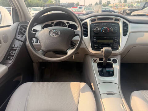 2004 Toyota Highlander