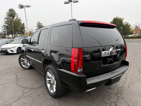 2014 Cadillac Escalade Platinum