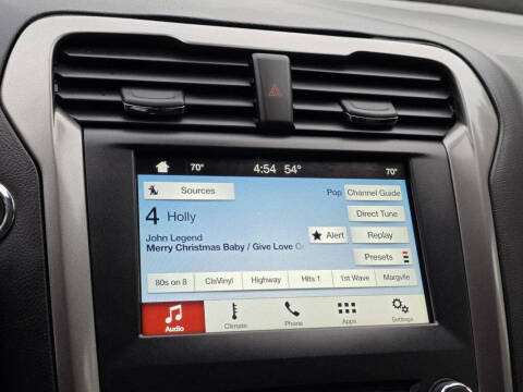 2017 Ford Fusion Hybrid SE