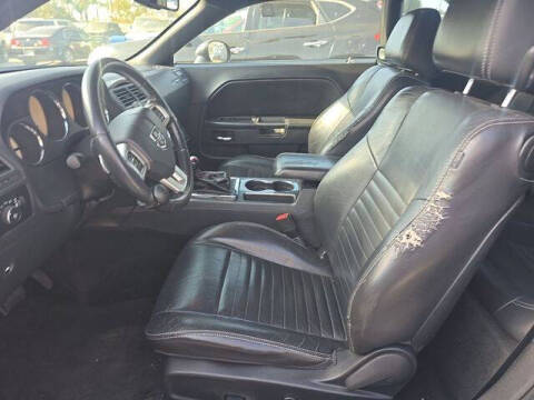 2014 Dodge Challenger SXT
