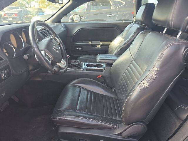 2014 Dodge Challenger SXT