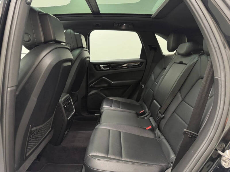 2022 Porsche Cayenne