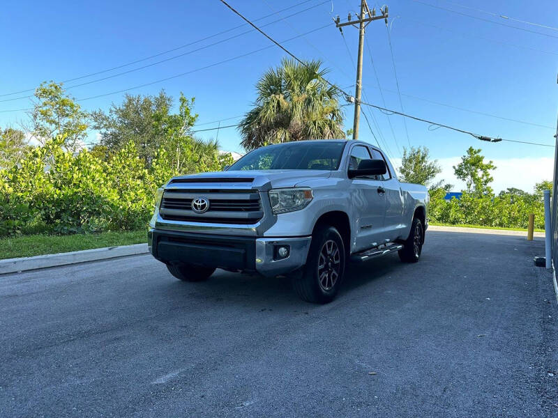 2014 Toyota Tundra SR5