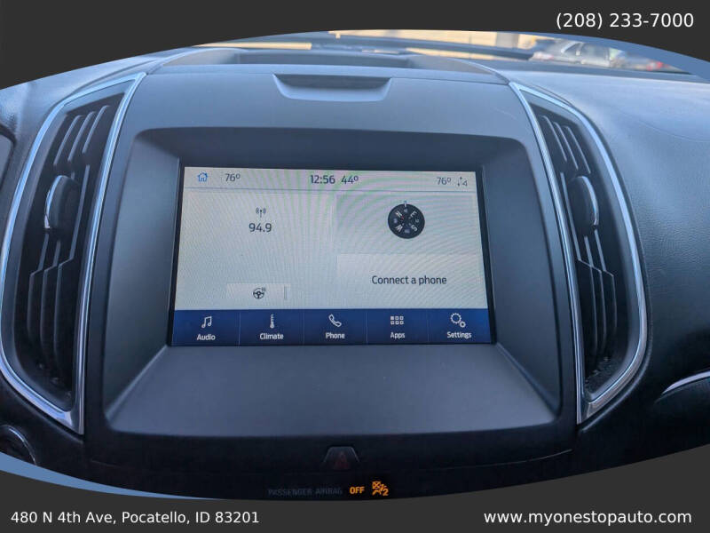 2020 Ford Edge Titanium