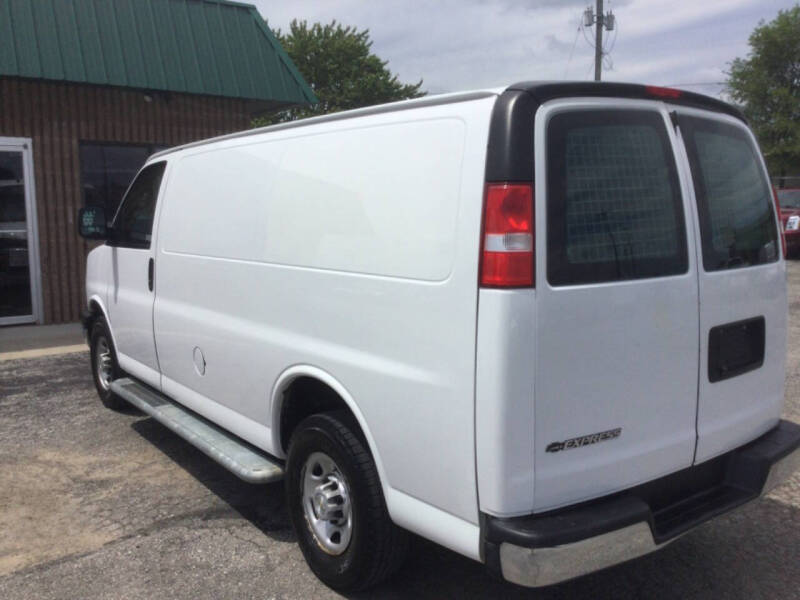 2021 Chevrolet Express 2500