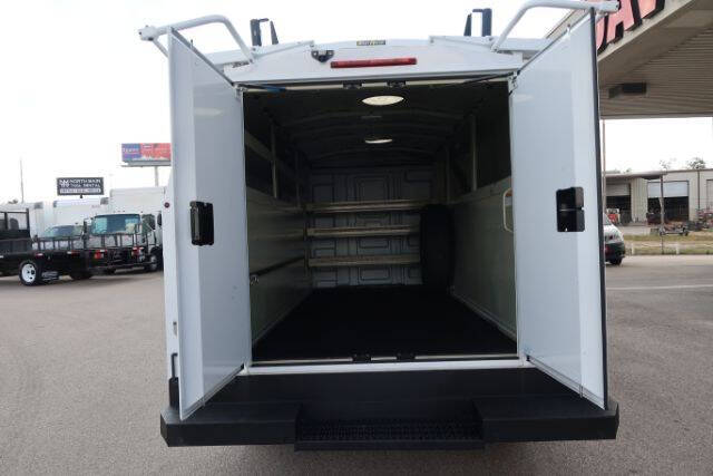 2020 GMC Savana 3500