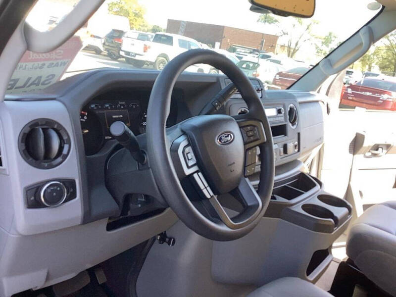 2025 Ford E-Series