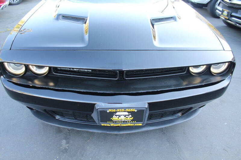 2016 Dodge Challenger SXT