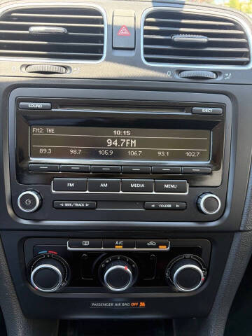 2013 Volkswagen Golf 2.5L PZEV