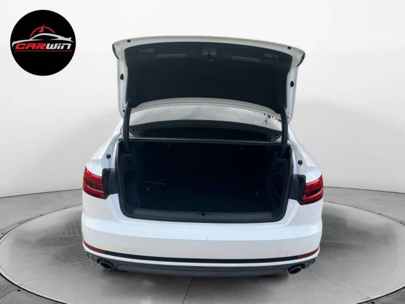 2017 Audi A4 2.0T quattro Premium