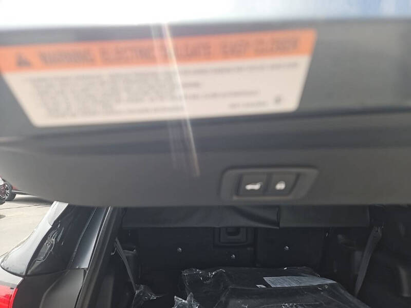 2025 Mitsubishi Outlander PHEV SEL