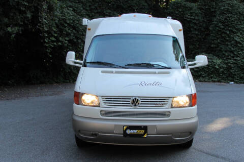 2001 Winnebago Rialta