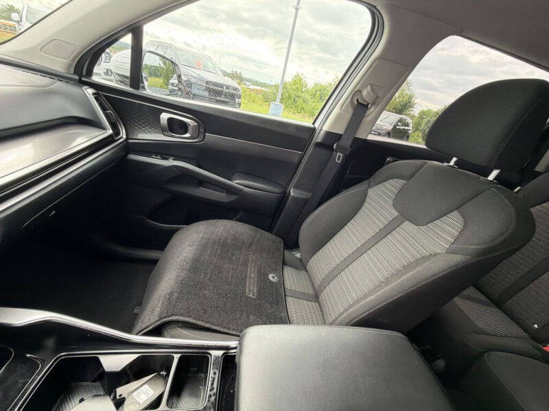 2024 Kia Sorento LX
