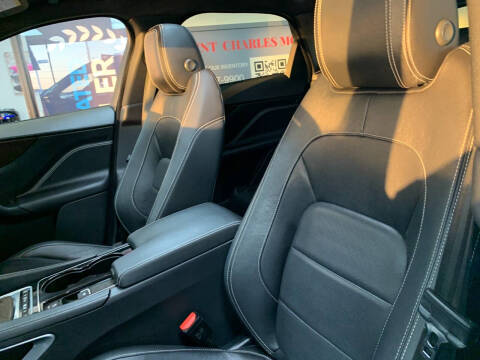 2017 Jaguar F-PACE 35t R-Sport