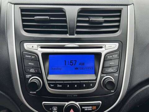 2014 Hyundai Accent GS