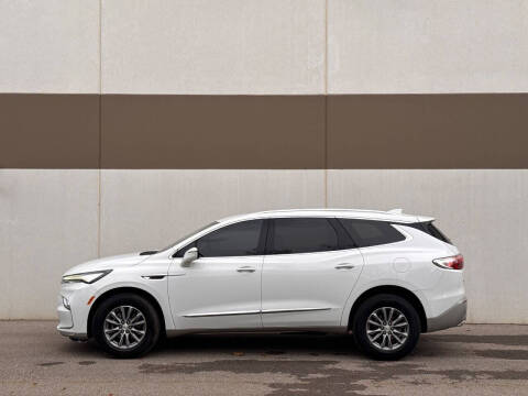 2022 Buick Enclave Essence
