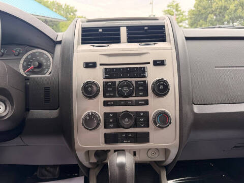 2011 Ford Escape XLT