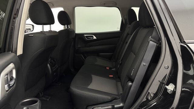 2020 Nissan Pathfinder S