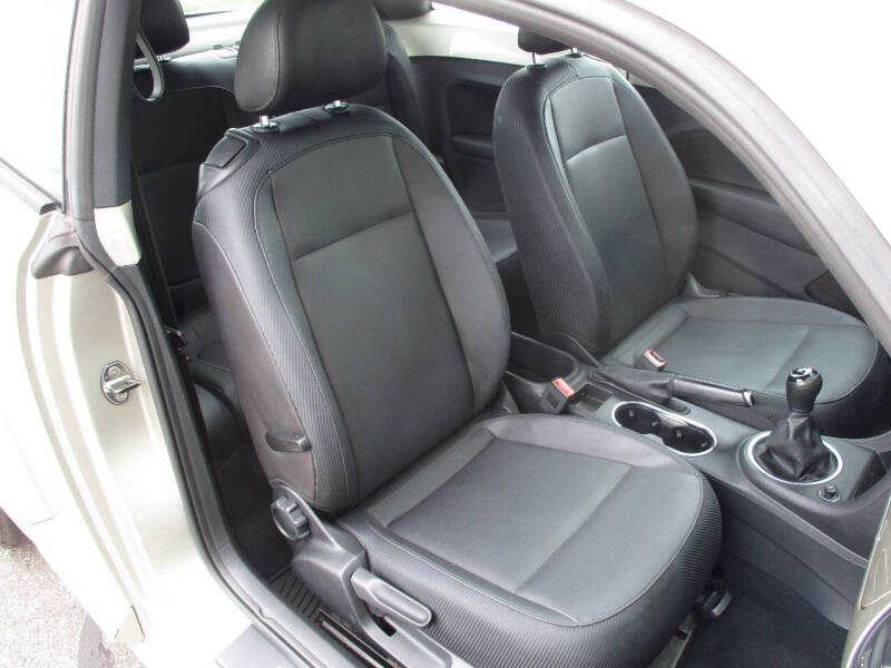 2012 Volkswagen Beetle 2.5L