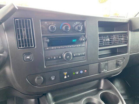 2024 GMC Savana 2500