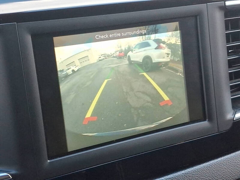 2020 Chrysler Voyager L