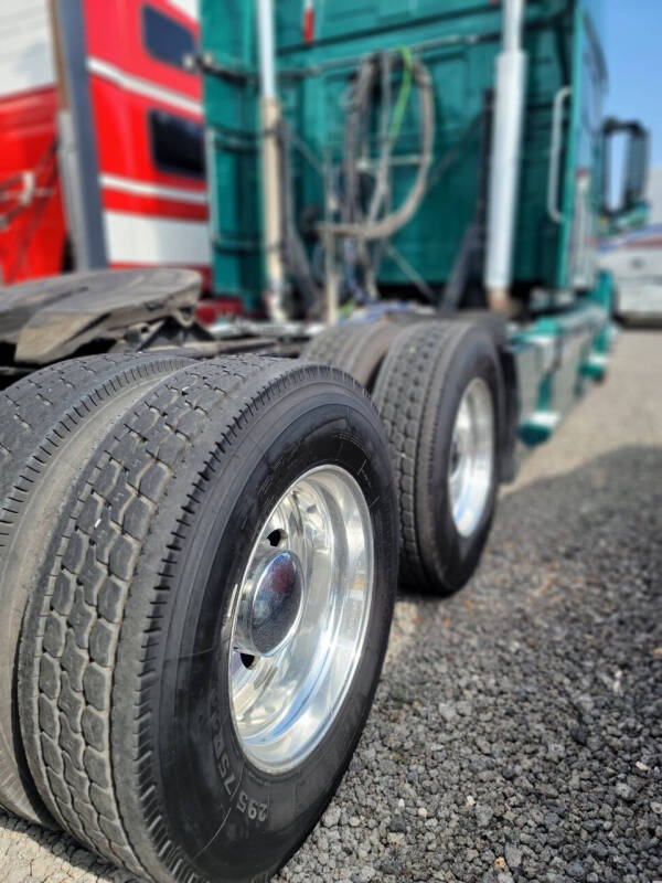 2016 Volvo VNL 730