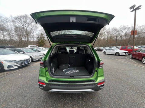 2026 Volkswagen Taos SEL 4Motion