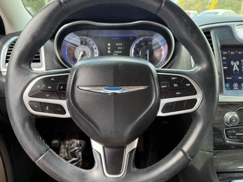 2017 Chrysler 300 Limited