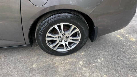 2011 Honda Odyssey EX-L w/DVD