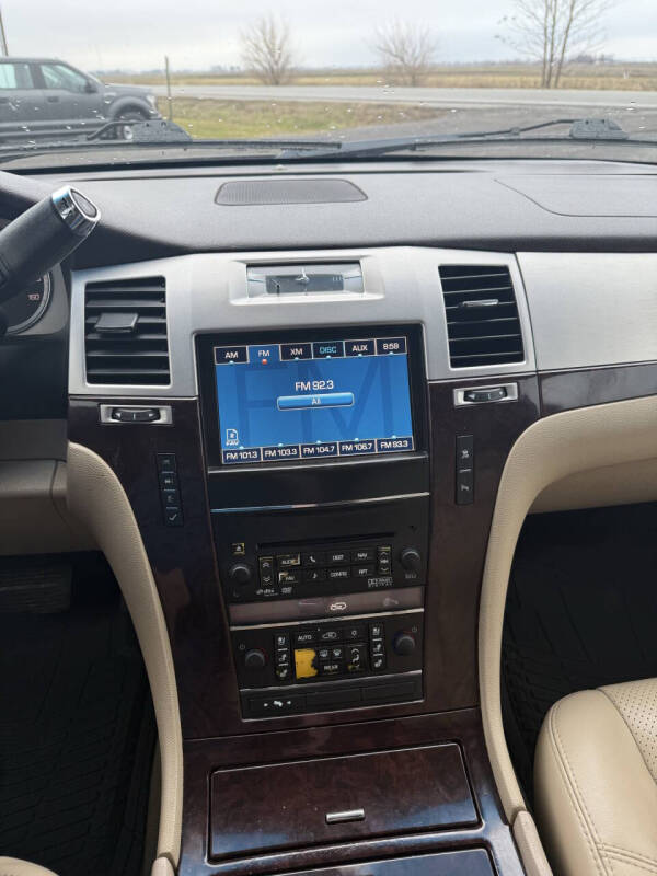 2011 Cadillac Escalade