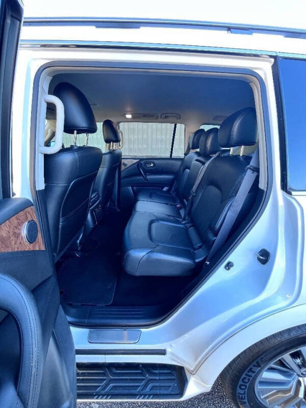 2022 Nissan Armada SL