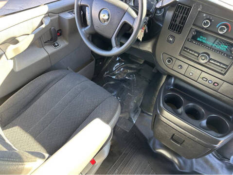 2020 Chevrolet Express 2500