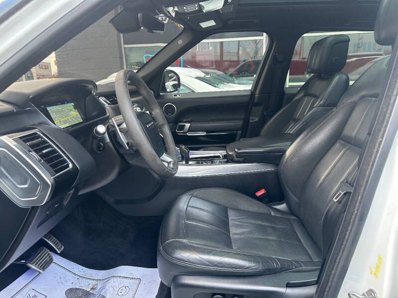 2020 Land Rover Range Rover Sport HST