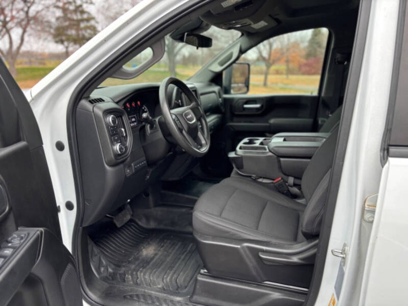 2024 GMC Sierra 2500HD Pro