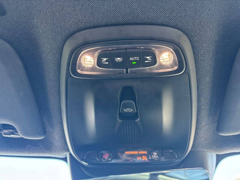 2019 Volvo XC40 T5 R-Design