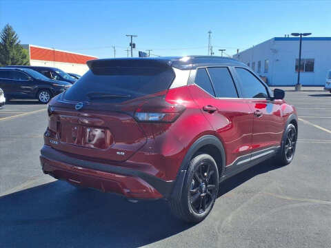 2023 Nissan Kicks SR